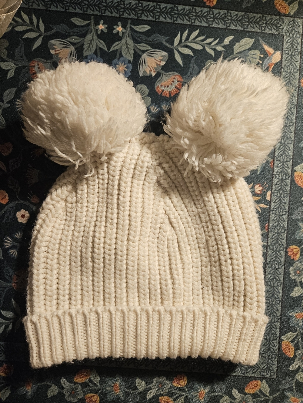 Hollister Cream Double Pom Knit Beanie Kids